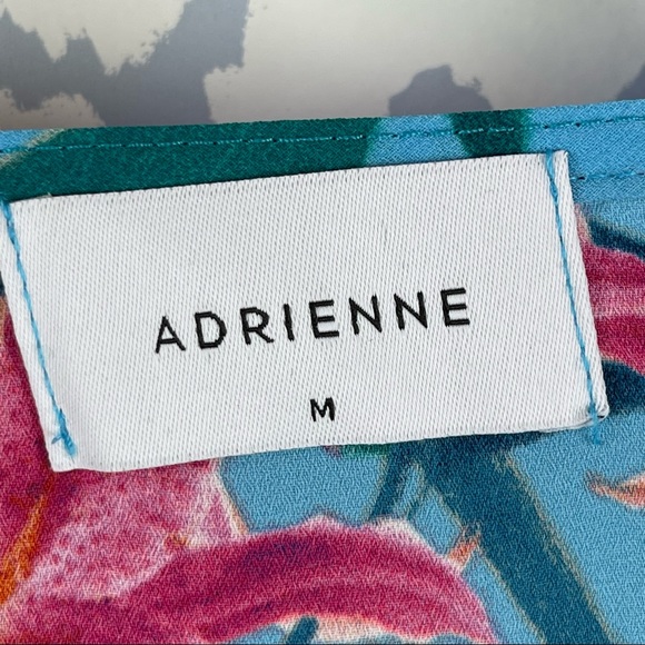 Adrienne Blue Hawaiian Floral Tie Front Top with Flowy Sleeves size M - Picture 3 of 7